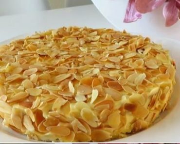 Gâteau Aux Amandes Est Super Facile à Faire Et à Un Goût Incroyable !